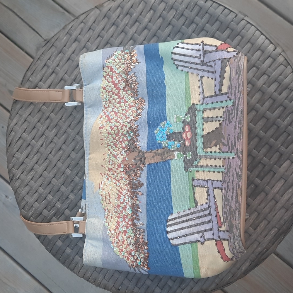 Tote bag